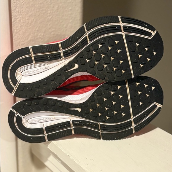 Nike Air Zoom Pegasus 34 Running Shoes Hot Punch Women's Sz 6.5 - Picture 9 of 10